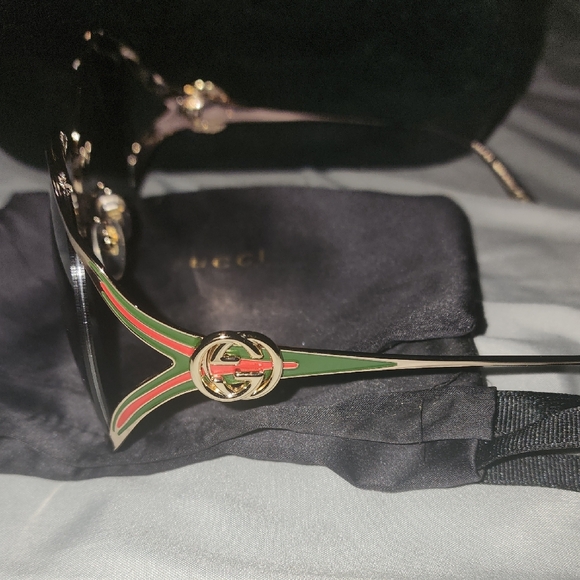 Gucci Women\'s Sunglasses with Gold Frame and Gray Lenses main image 2